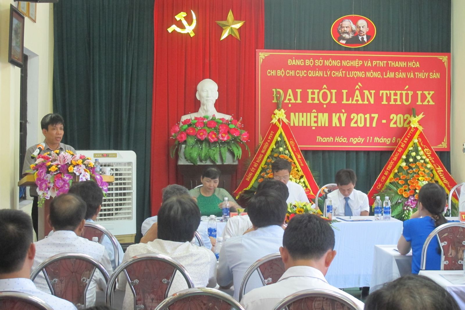 Đồng chí Nguyễn Huy Thành, Uỷ viên BTV, Phó bí thư Đảng uỷ Sở NN&PTNT phát biểu chỉ đạo tại Đại hội